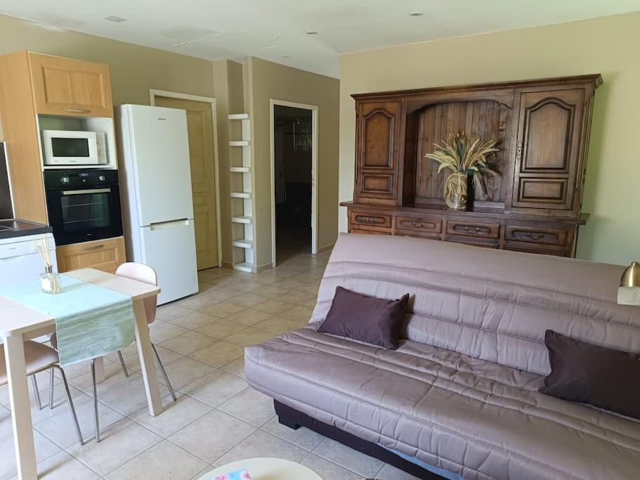 Appartement 2 A 4 Personnes Antraigues المظهر الخارجي الصورة